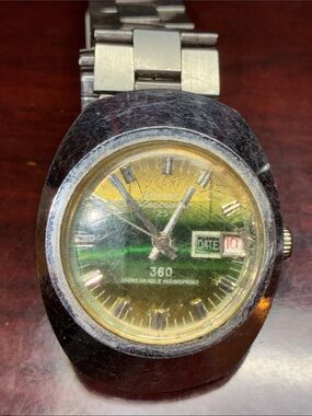 Bolivia Electra 360 Men's Mechanical Watch - Green and Gold Dial
